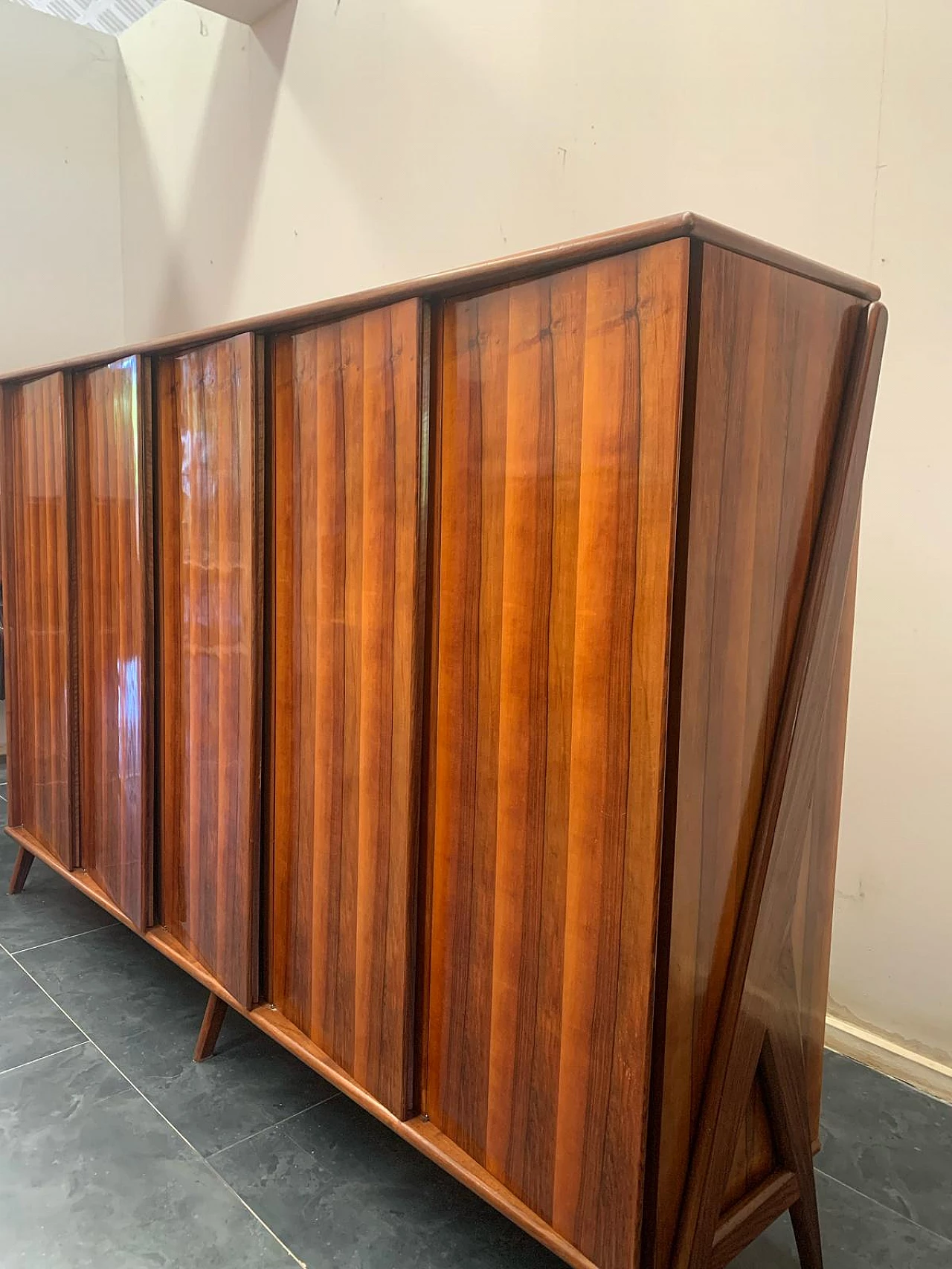 Wardrobe with rosewood doors in Ico Parisi's style, 1960s 4