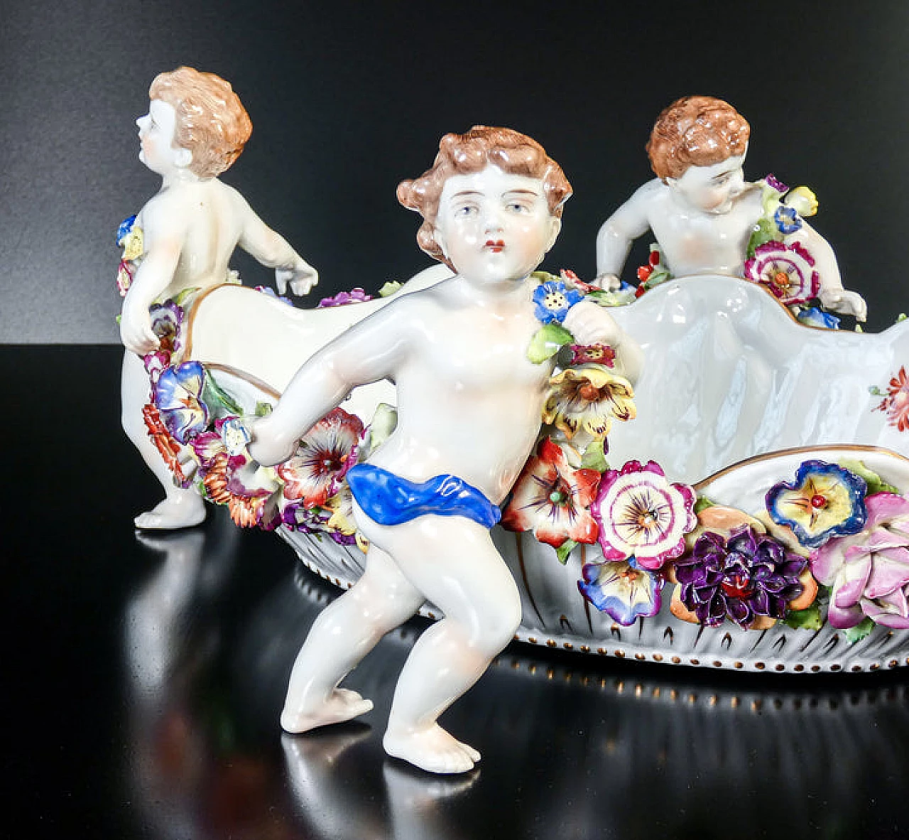 Painted Schierholz Plaue porcelain centrepiece, early 20th century 5