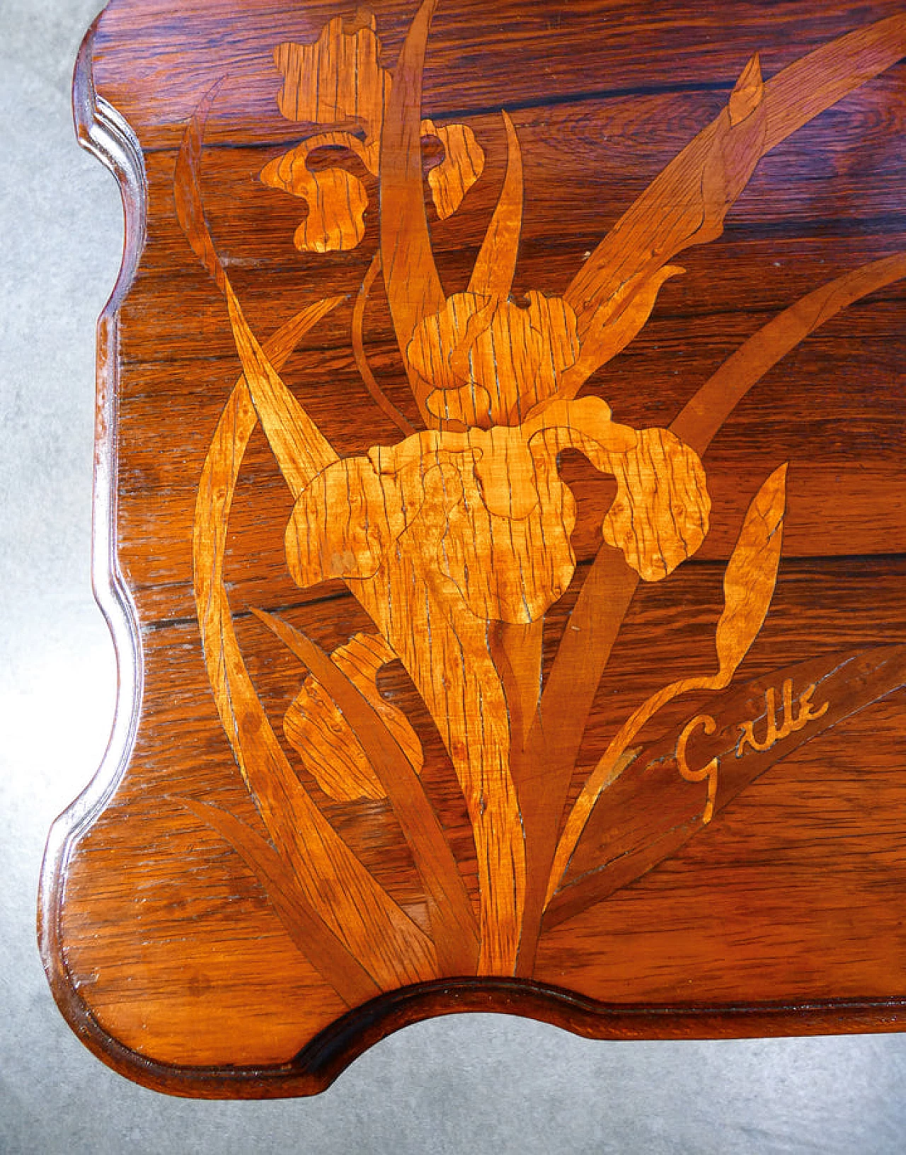 Inlaid walnut tea side table by Émile Gallé, 19th century 3