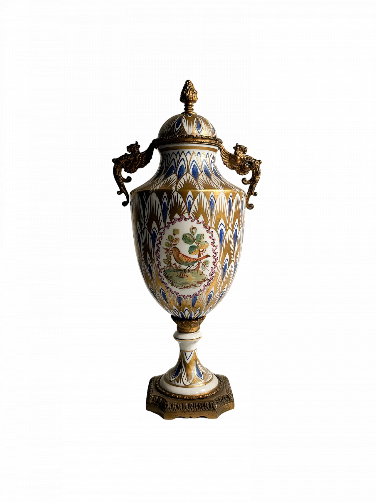 Vaso in porcellana di Sèvres e bronzo dipinto a mano, '800 11