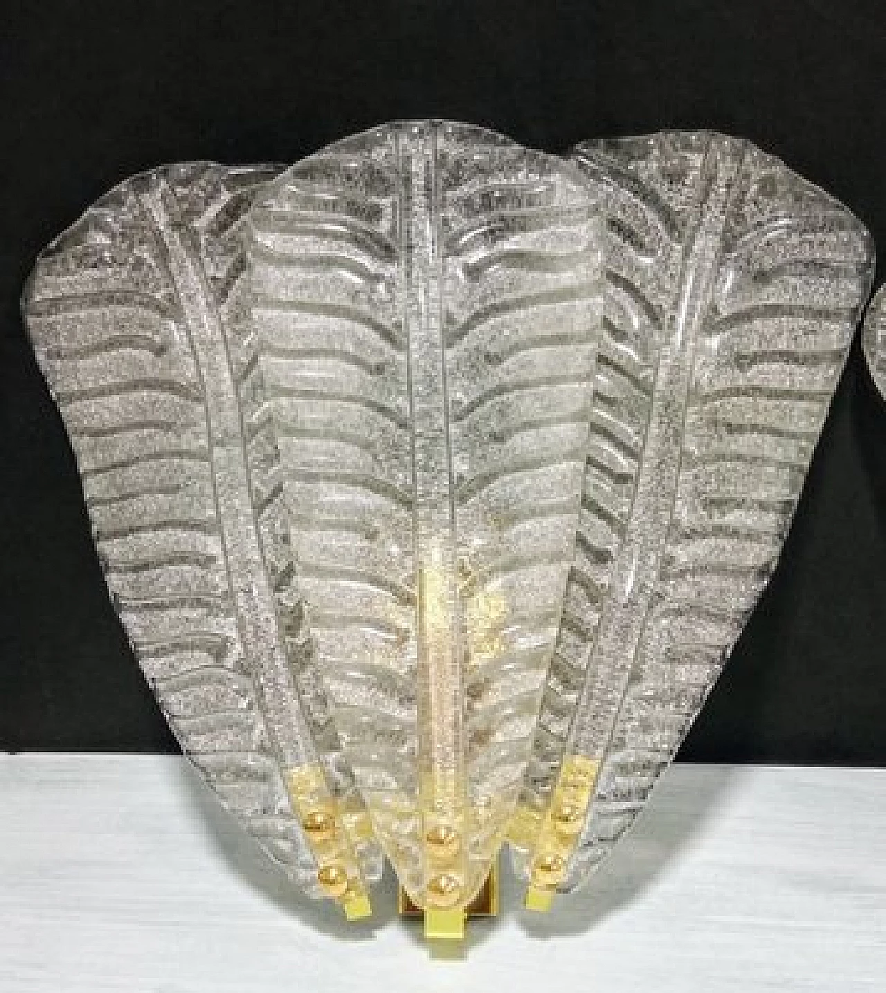 Coppia di applique in vetro di Murano e metallo, anni '80 4