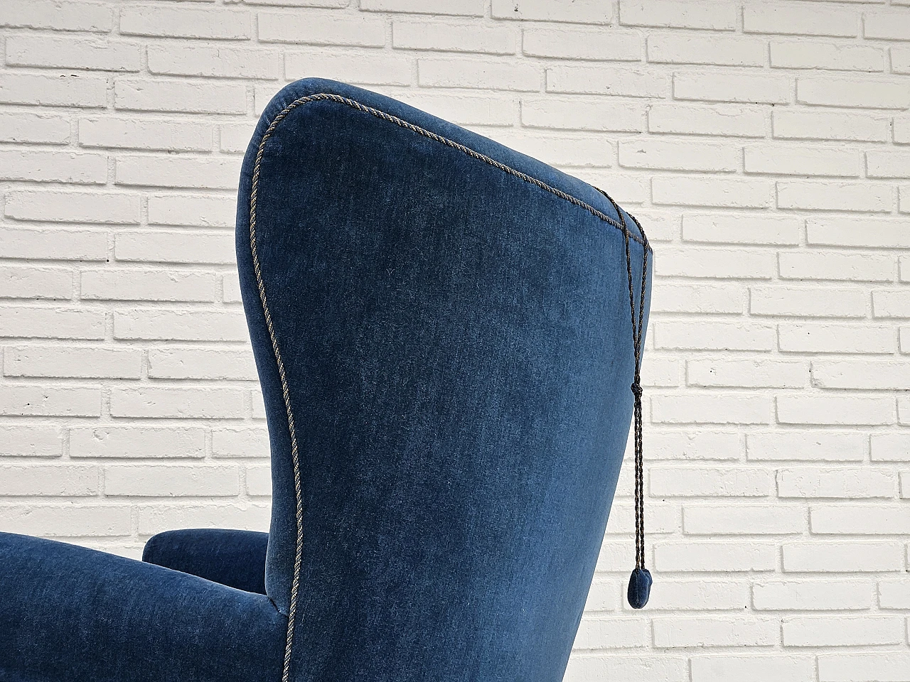 Danish blue velvet armchair with beechwood legs, 1960s 11