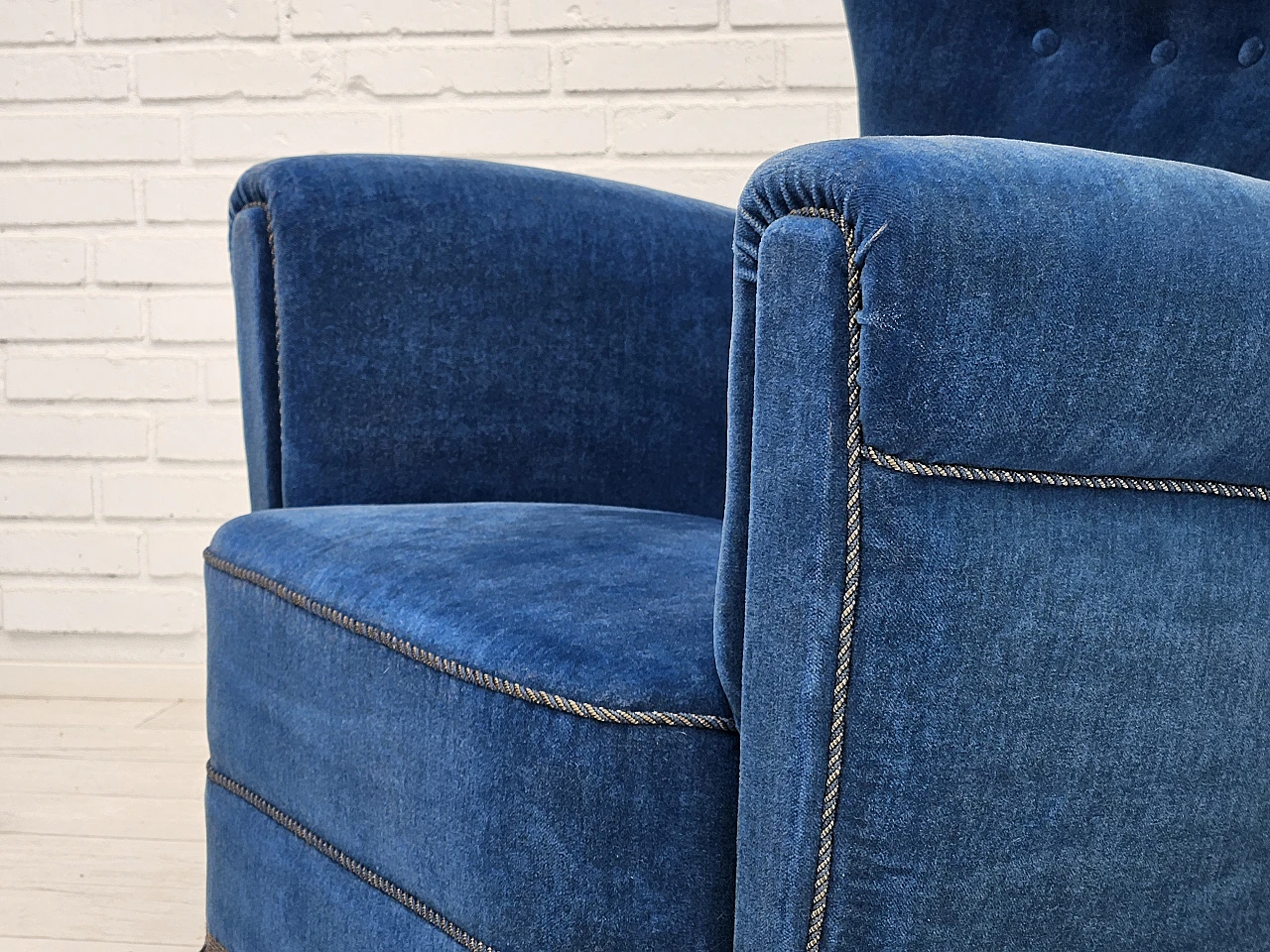 Danish blue velvet armchair with beechwood legs, 1960s 13