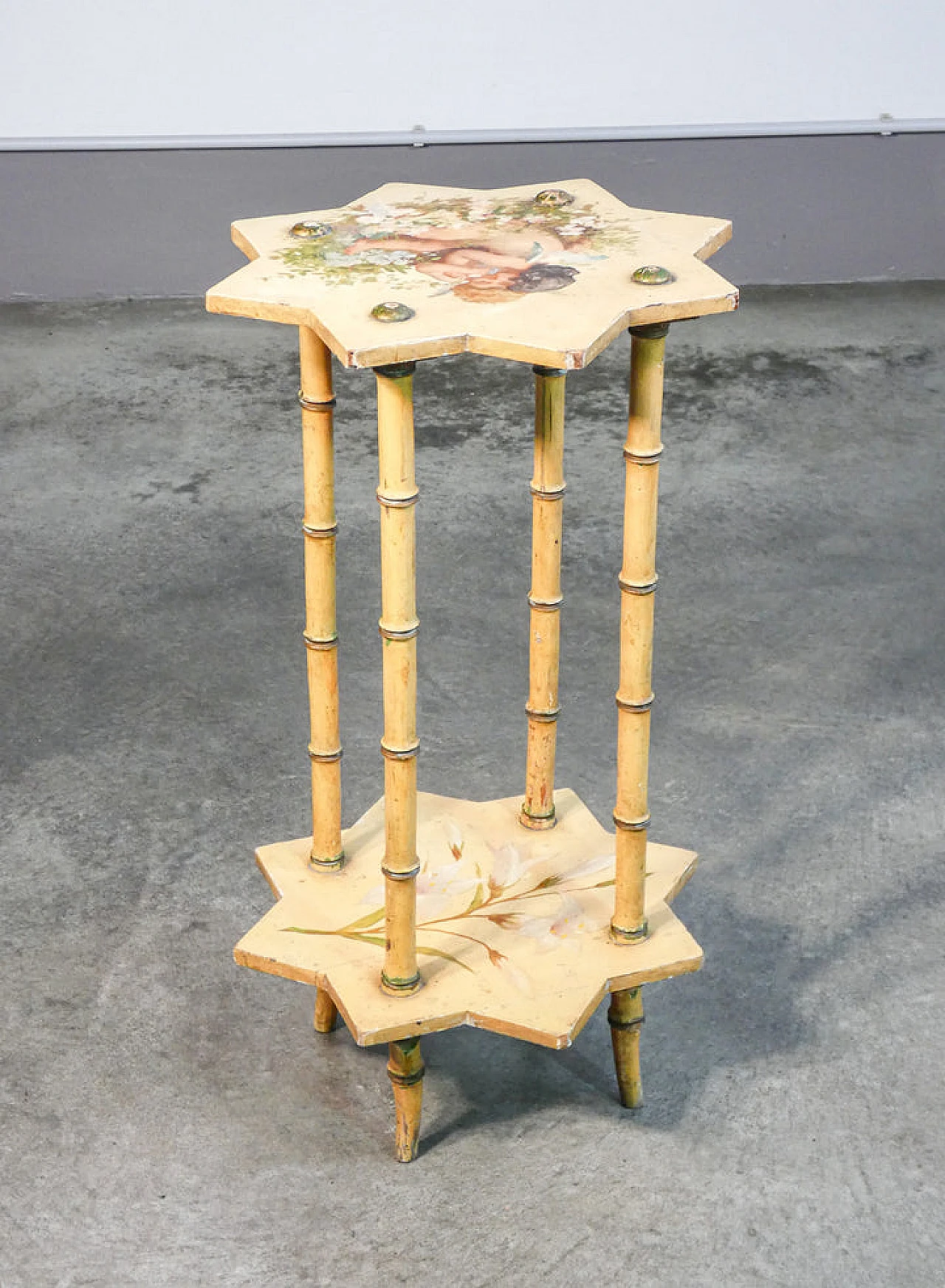 Lacquered and painted wood guéridon side table, early 20th century 3