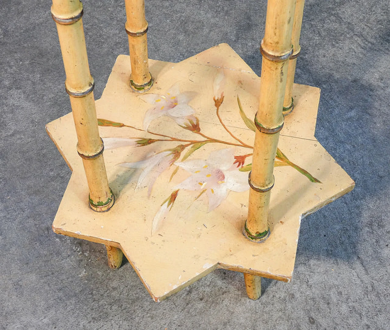 Lacquered and painted wood guéridon side table, early 20th century 7