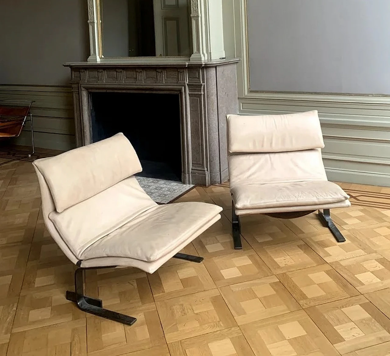 Pair of Onda 80 armchairs by G. Offredi for Saporiti, 1970s 5