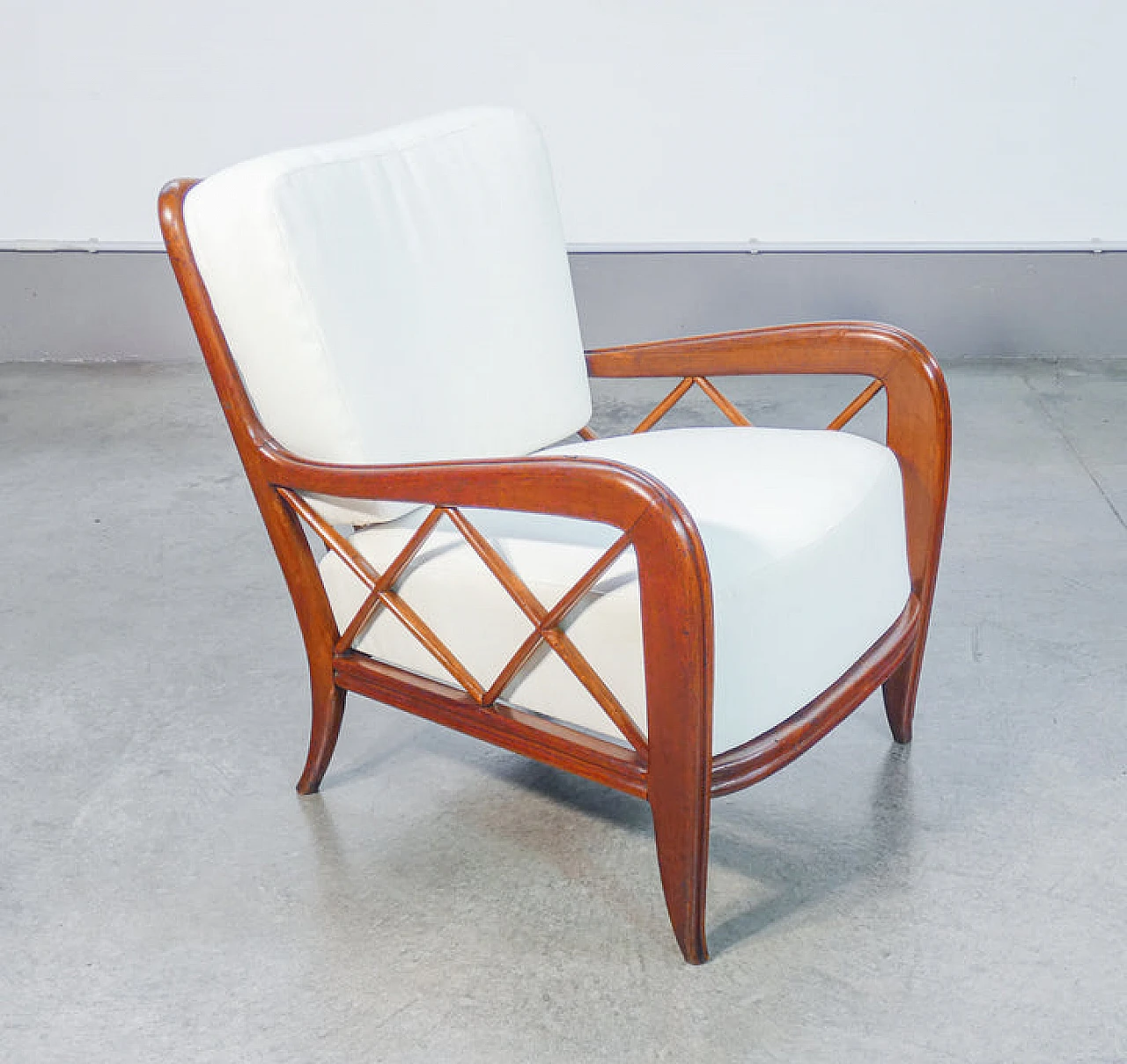 Pair of solid wood and linen armchairs by Paolo Buffa, 1940s 2