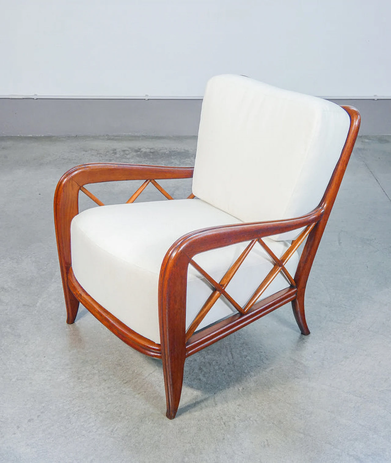 Pair of solid wood and linen armchairs by Paolo Buffa, 1940s 3