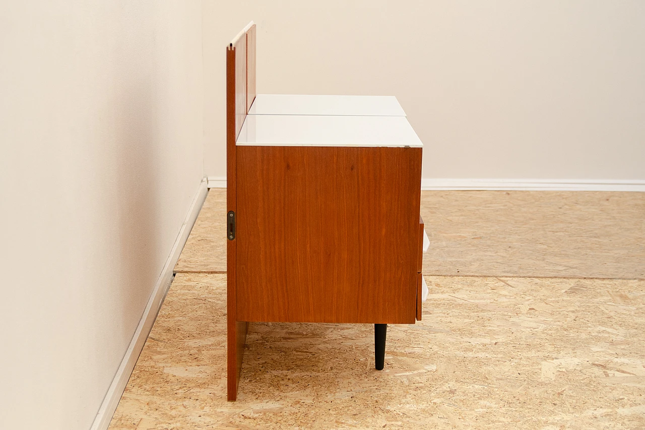 Coppia di comodini di Mojmír Požár per UP Závody, anni '60 6