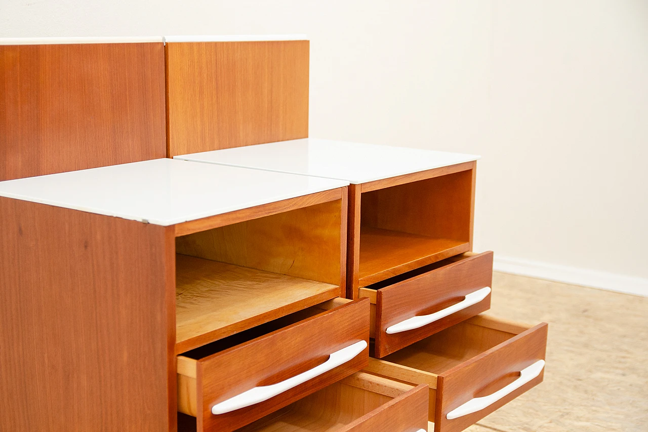 Coppia di comodini di Mojmír Požár per UP Závody, anni '60 8