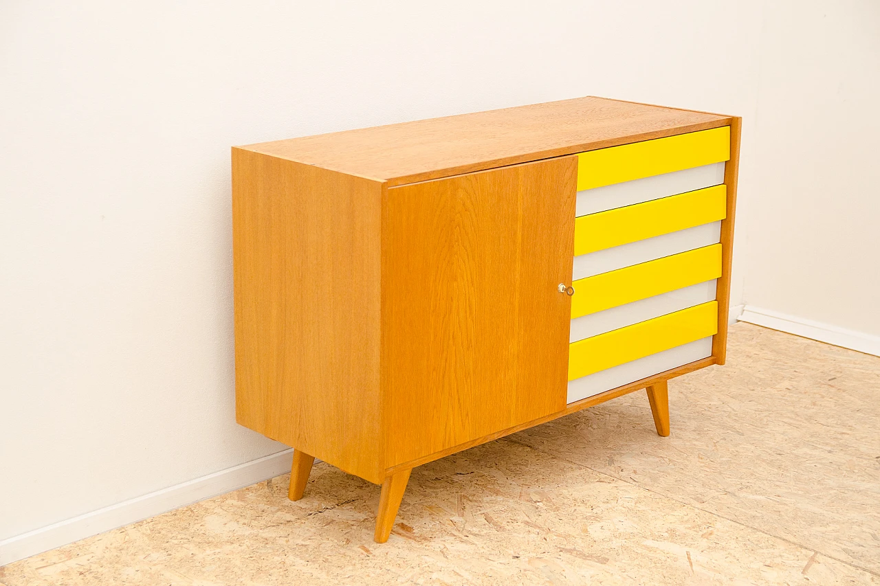 U-458 sideboard by Jiří Jiroutek for Interiér Praha, 1960s 4