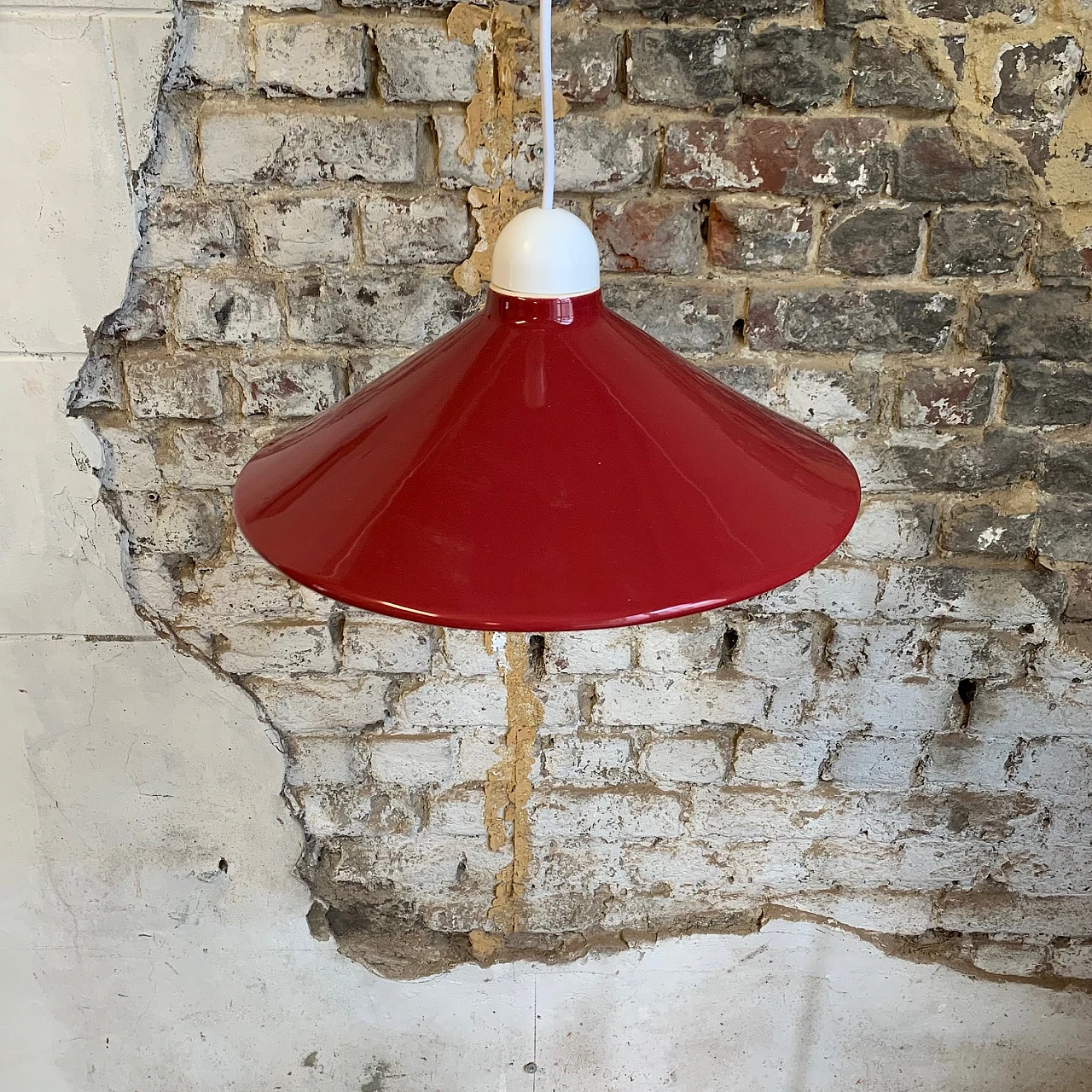 Lampada da soffitto in ceramica rossa smaltata, anni '80 2