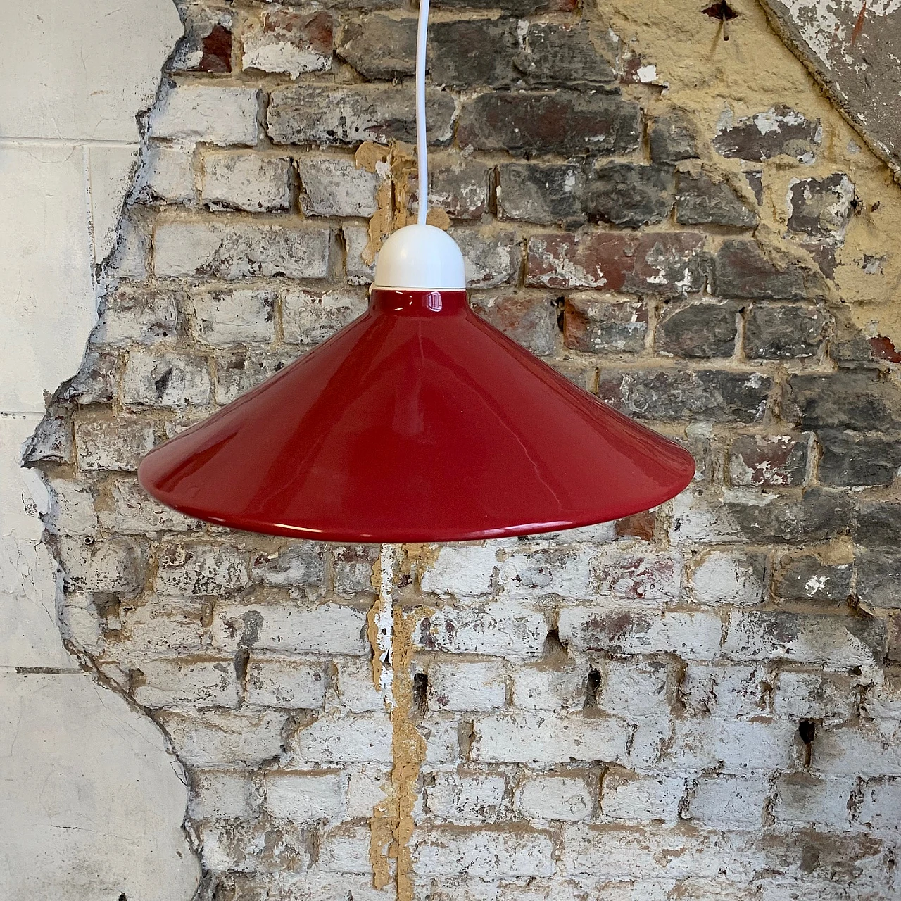 Lampada da soffitto in ceramica rossa smaltata, anni '80 5