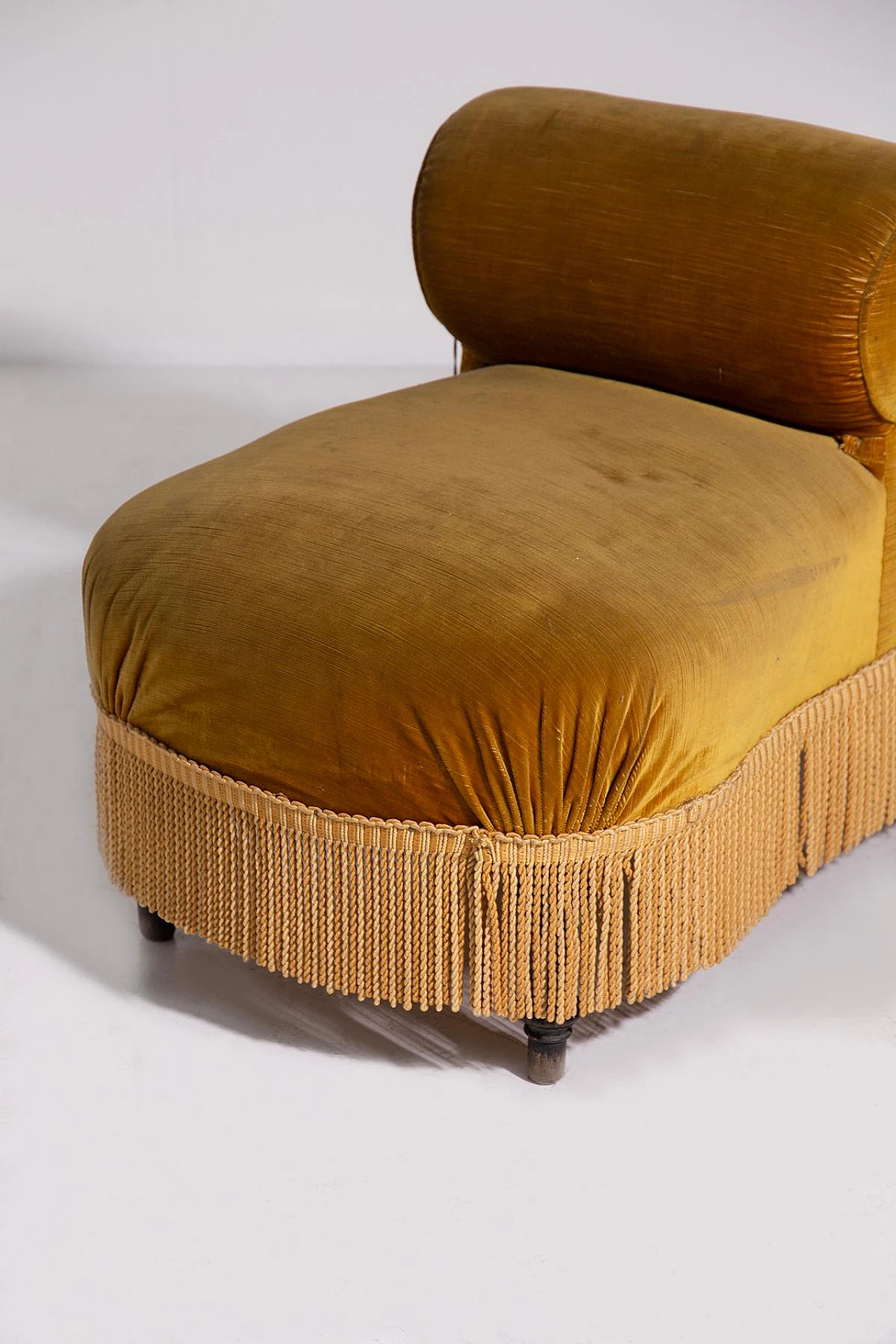 Wood and velvet bench with tassels, 1950s 6
