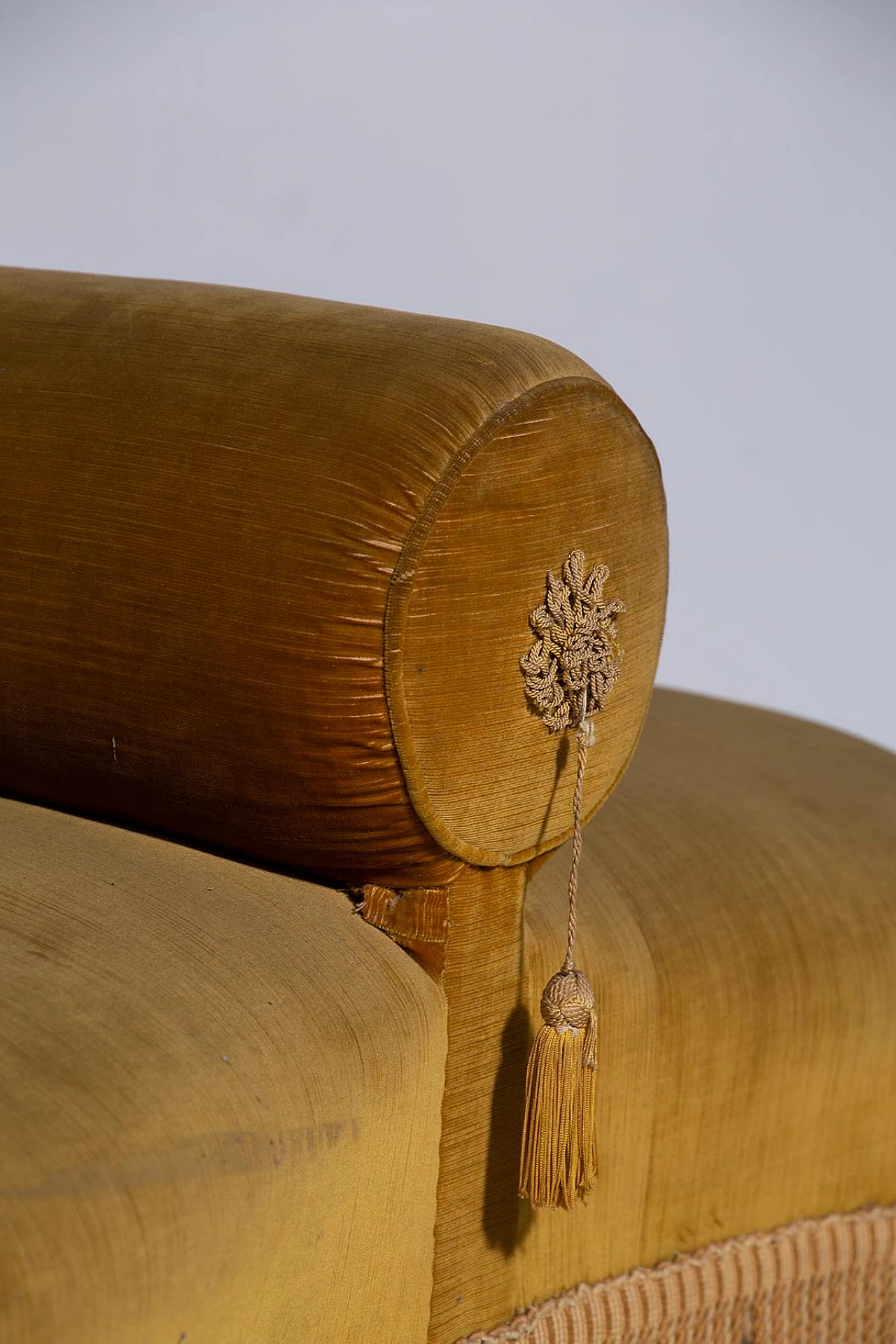 Wood and velvet bench with tassels, 1950s 8