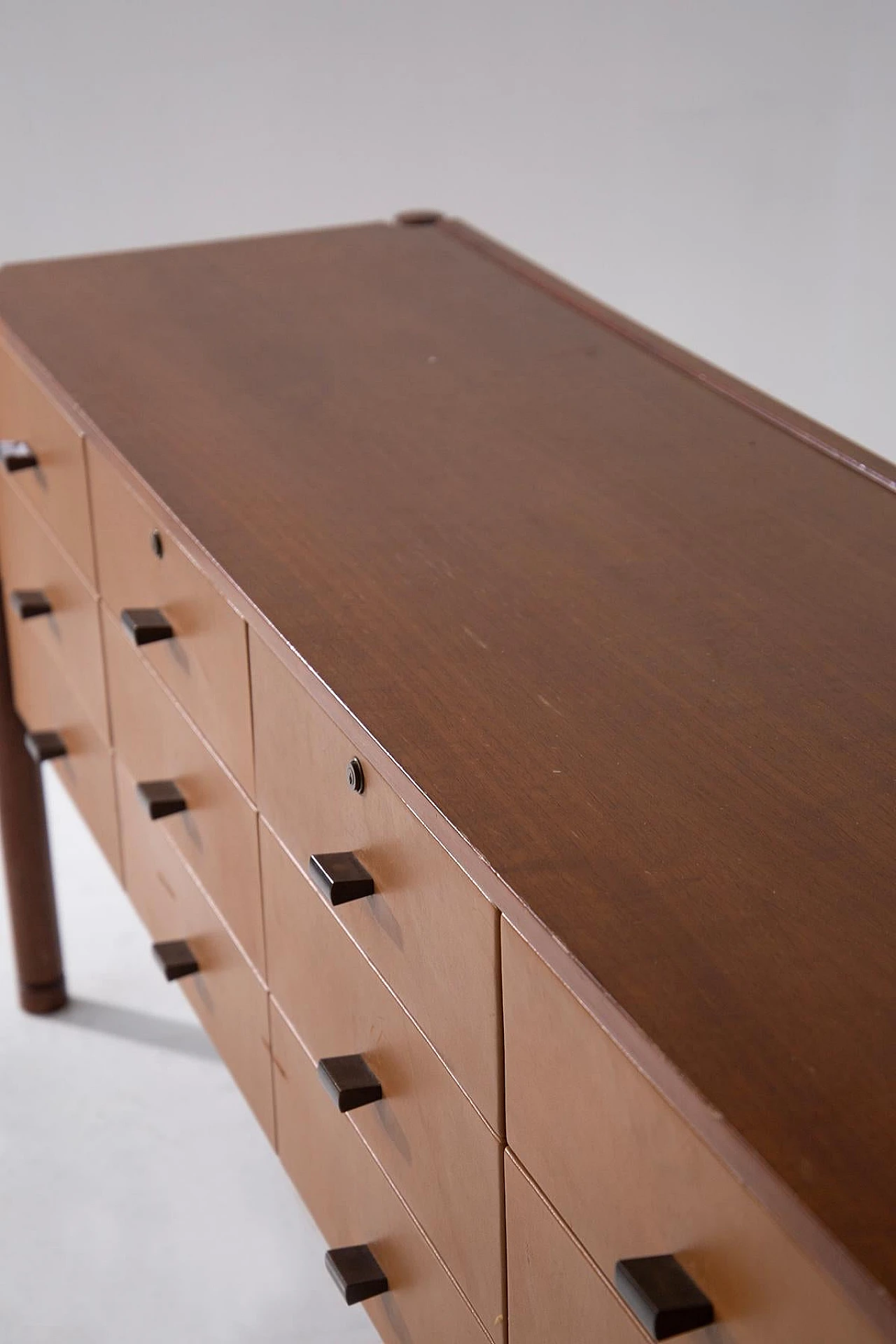 Leather and wood chest of drawers by Osvaldo Borsani, 1950s 11