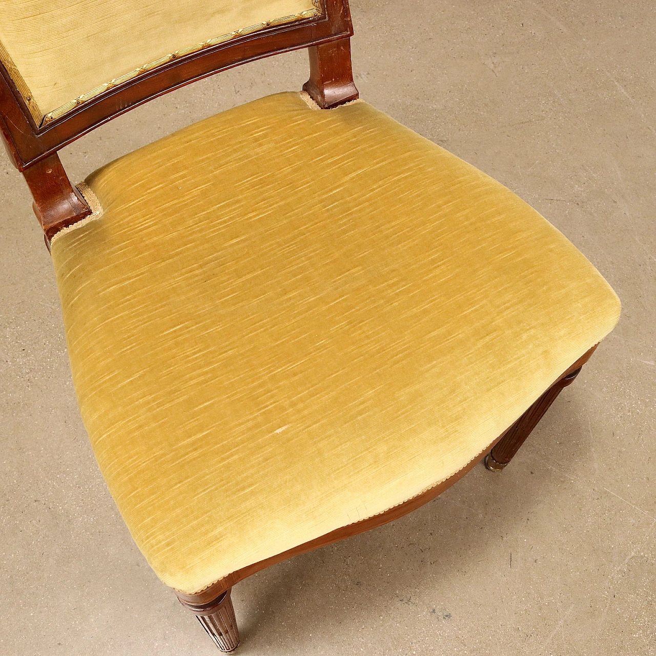 8 Chairs veneered in mahogany, fabric and golden bronze feet 7