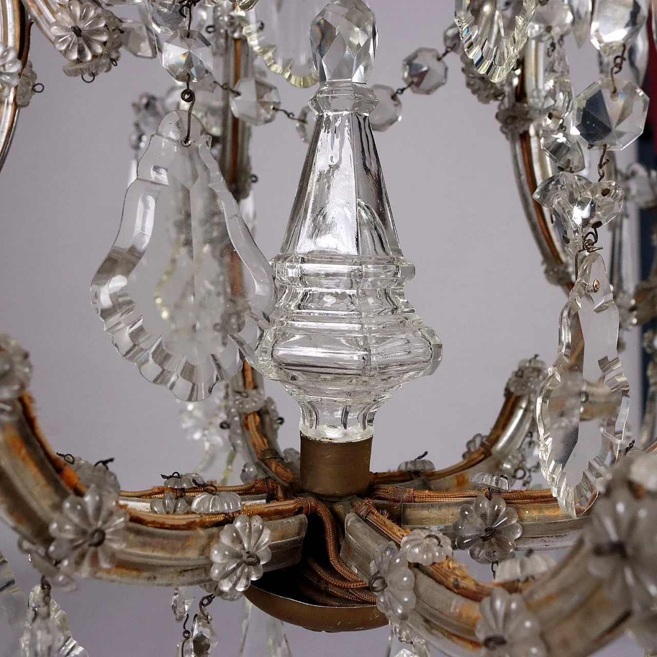 Glass and crystal 12-light chandelier 5