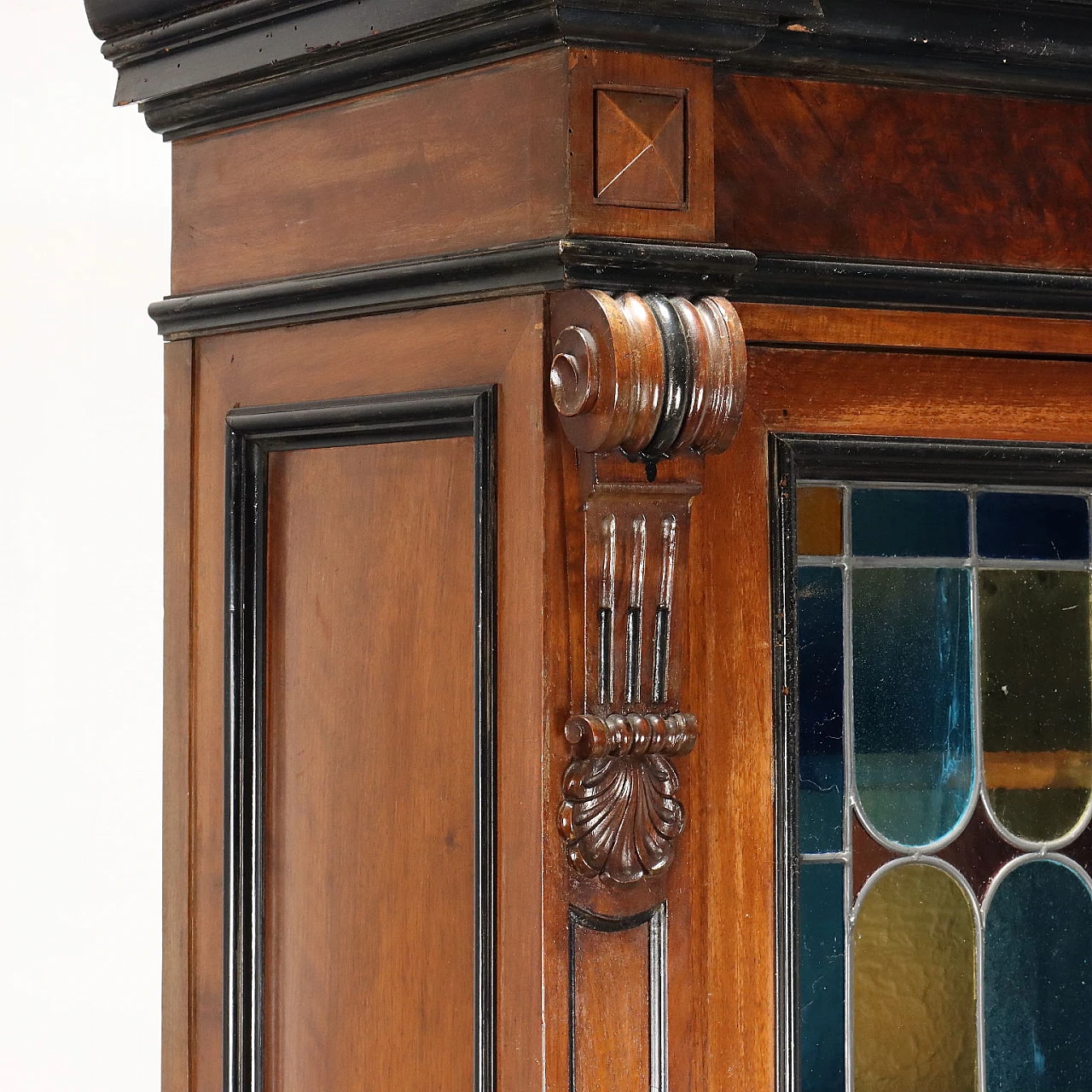 Walnut cabinet with leaded glass doors and turnet feet, 19th century 5