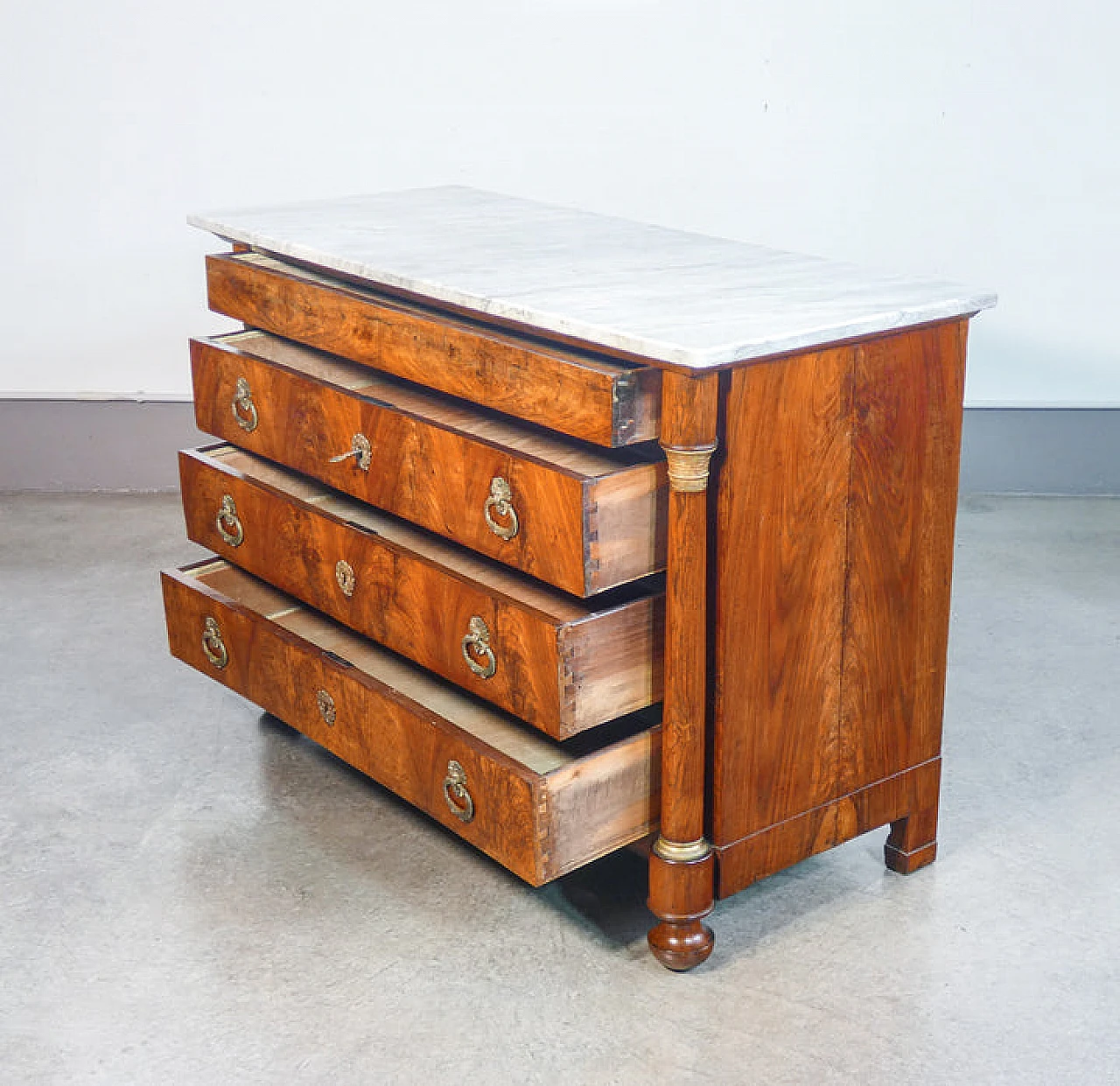 Empire walnut and marble dresser, first half of the 19th century 4