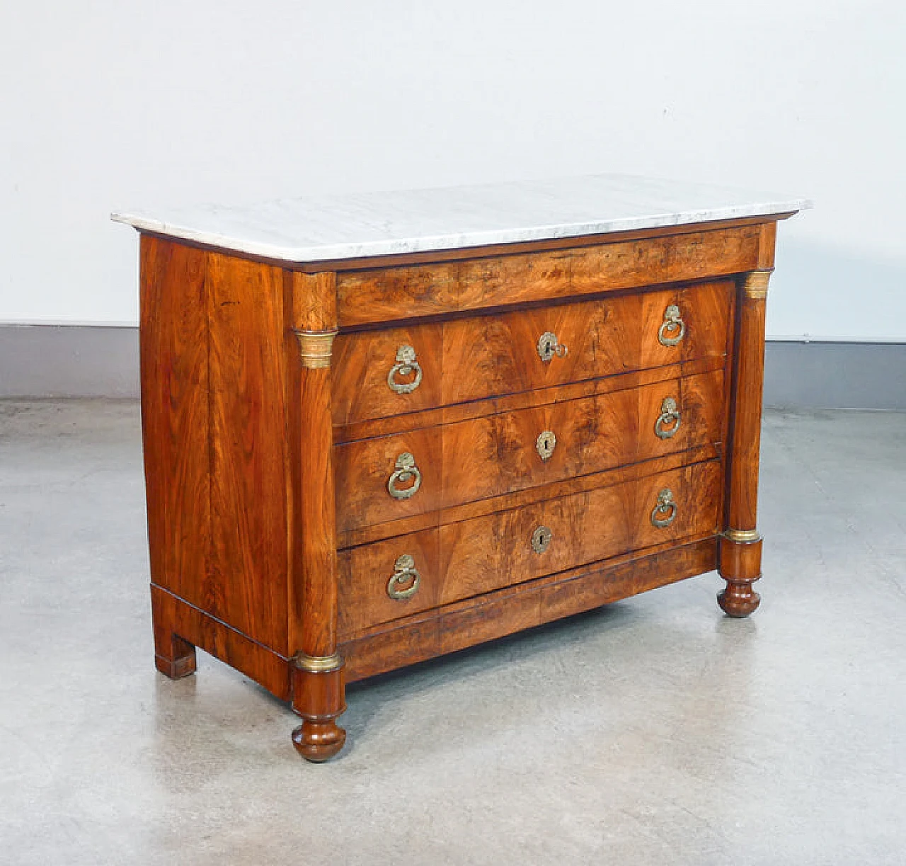 Empire walnut and marble dresser, first half of the 19th century 6