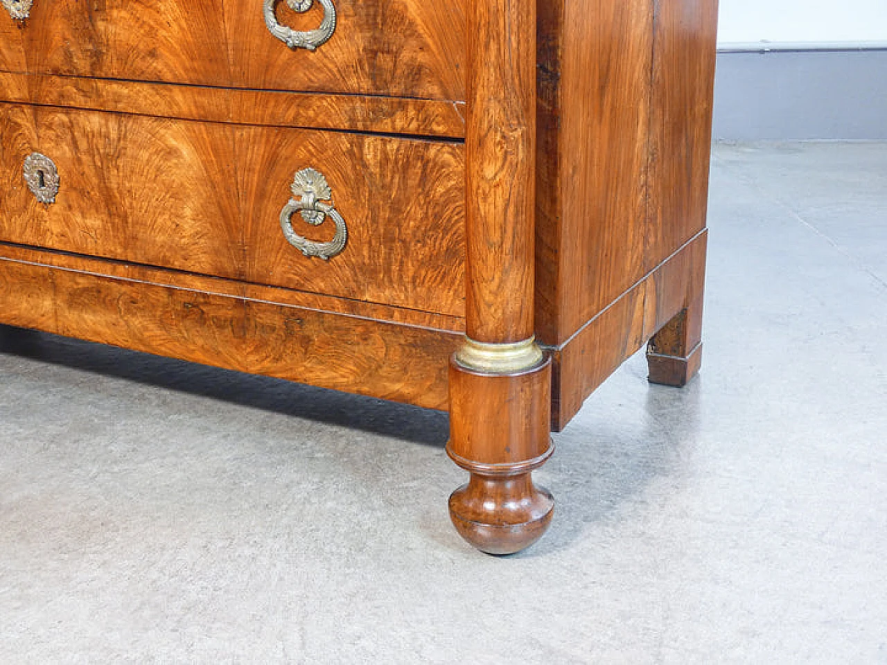 Empire walnut and marble dresser, first half of the 19th century 8