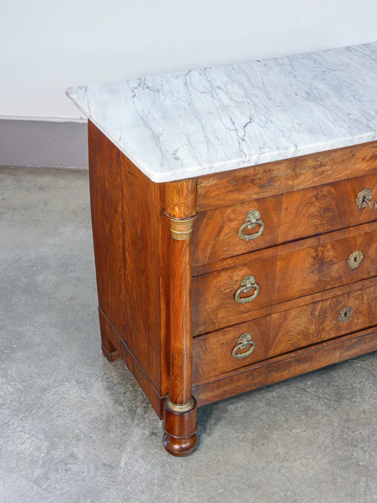 Empire walnut and marble dresser, first half of the 19th century 11