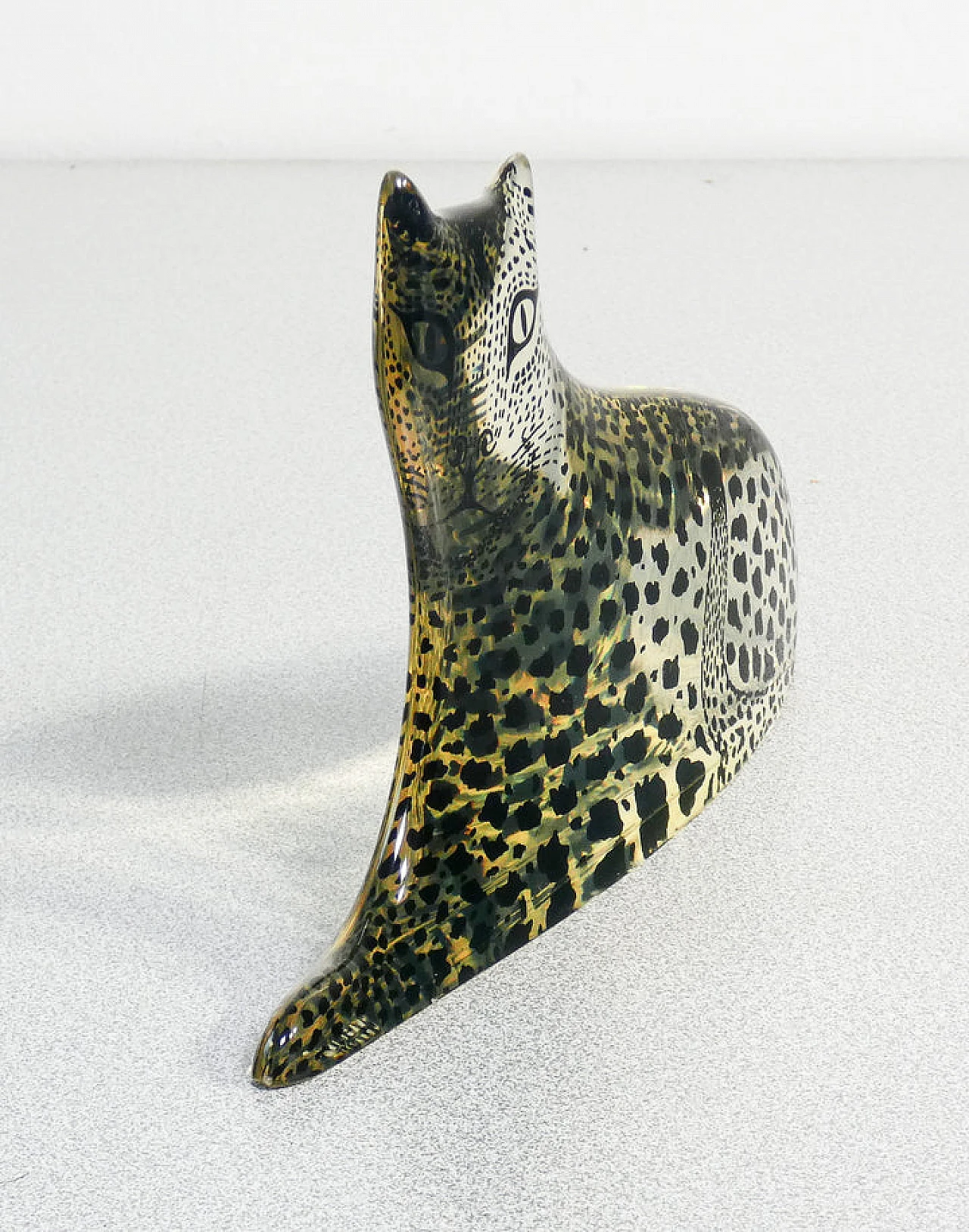 Abraham Palatnik, Jaguar, plexiglass sculpture, 1970s 6