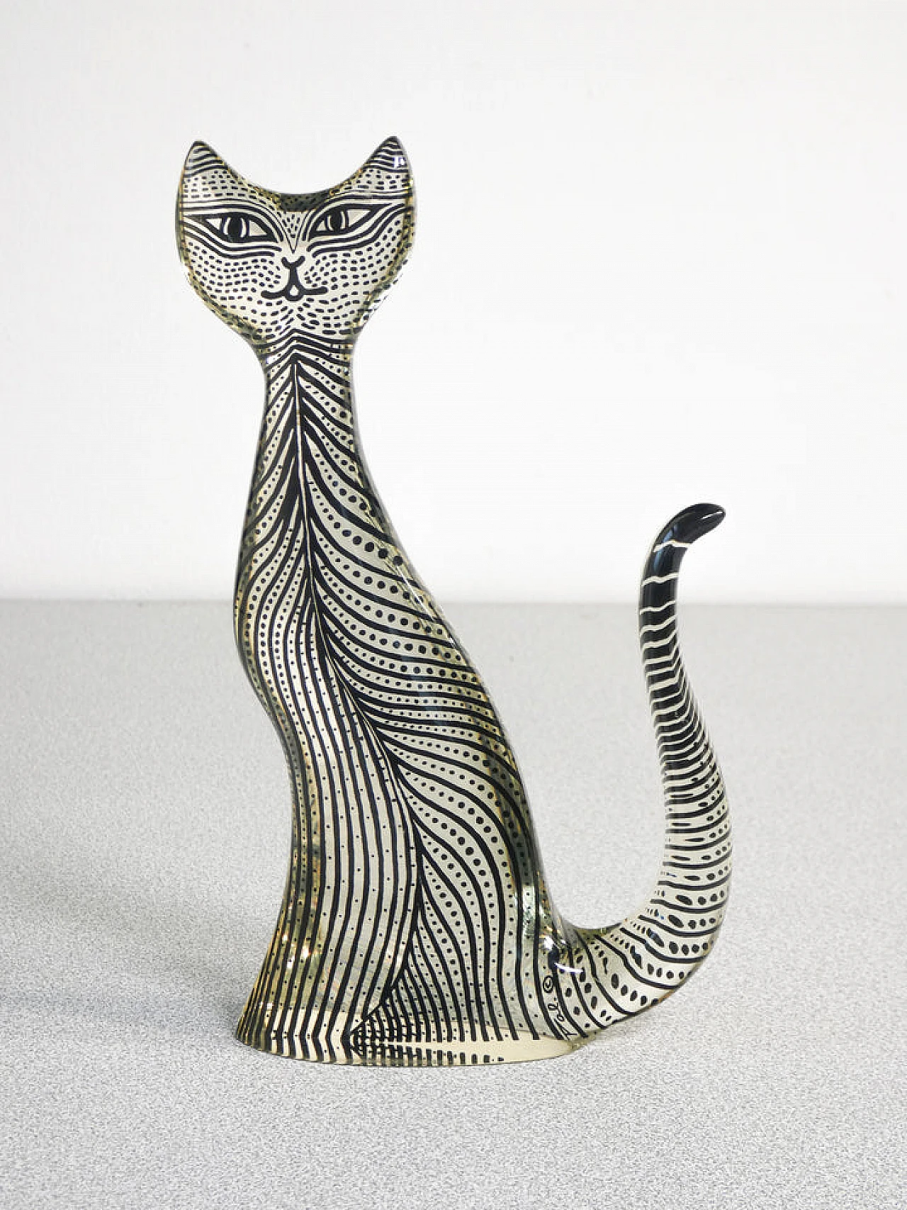 Abraham Palatnik, Cat, plexiglass sculpture, 1970s 1
