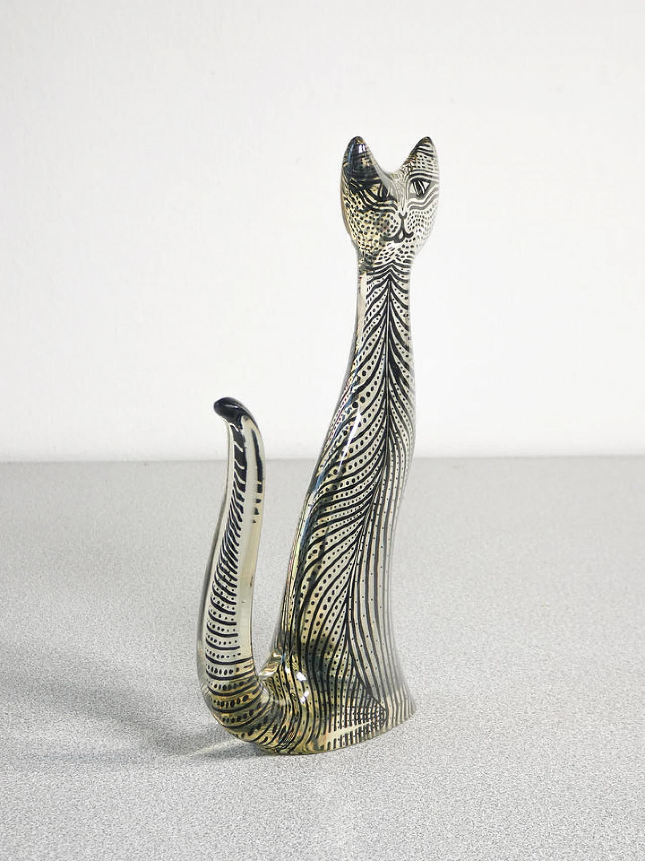Abraham Palatnik, Cat, plexiglass sculpture, 1970s 6