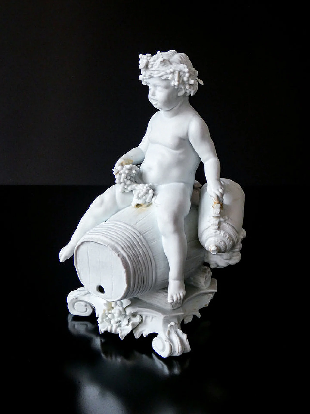 Scultura di putto ebbro in porcellana Biscuit, anni '50 1
