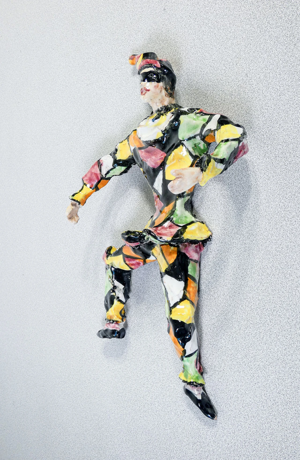 Scultura di Arlecchino in ceramica smaltata di Pepi M.G.A. Mazzotti 3