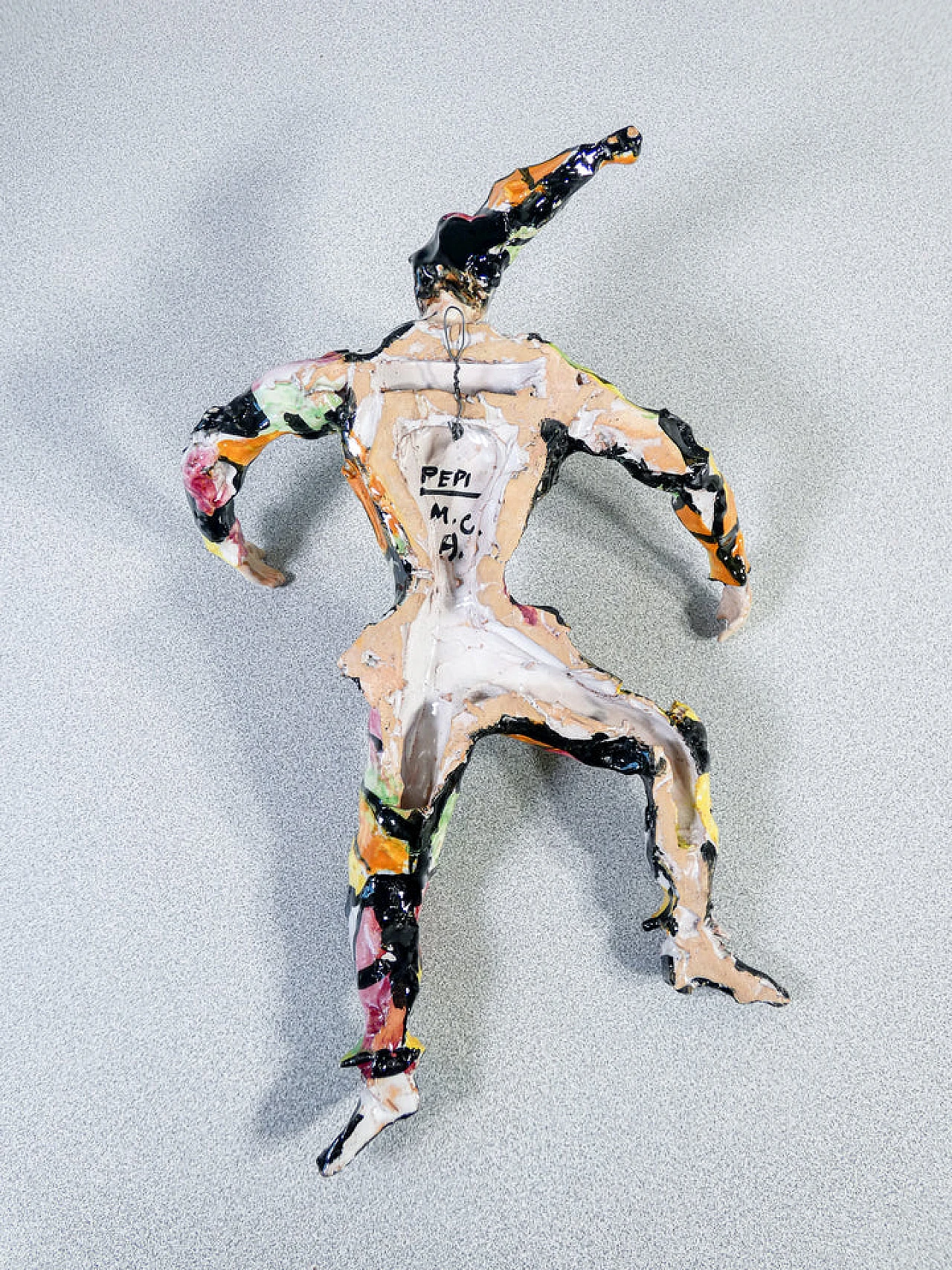 Scultura di Arlecchino in ceramica smaltata di Pepi M.G.A. Mazzotti 11