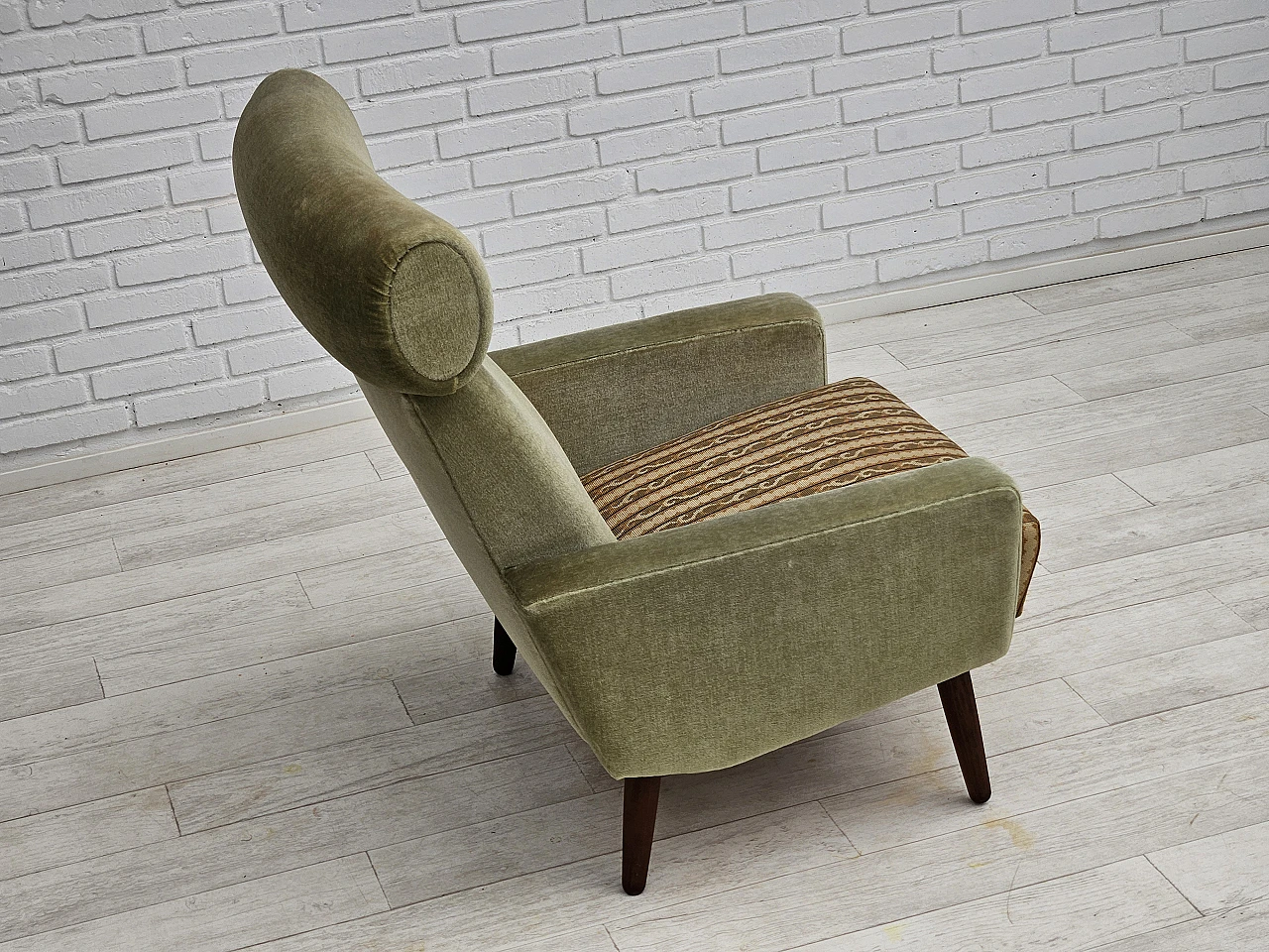 Danish teak and green fabric armchair, 1970s 14