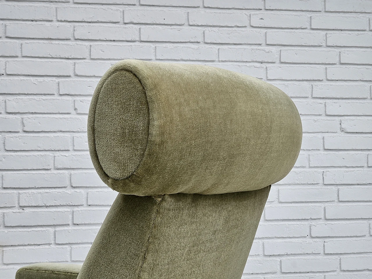 Danish teak and green fabric armchair, 1970s 15