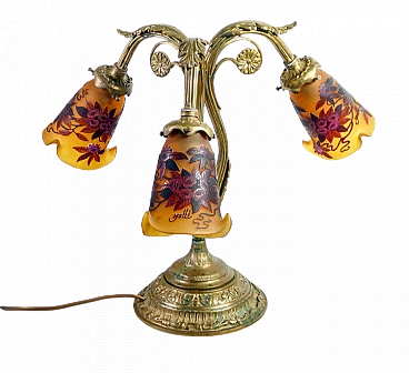 Lampada da tavolo in metallo e vetro nello stile di Émile Gallé