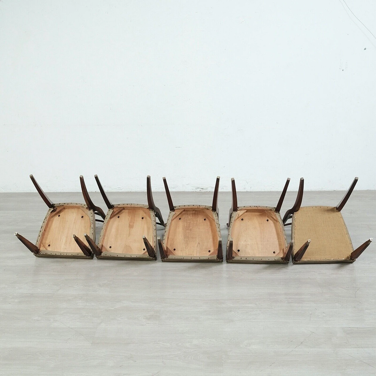 5 Chairs in wood and canvas plastic, 1950s 16