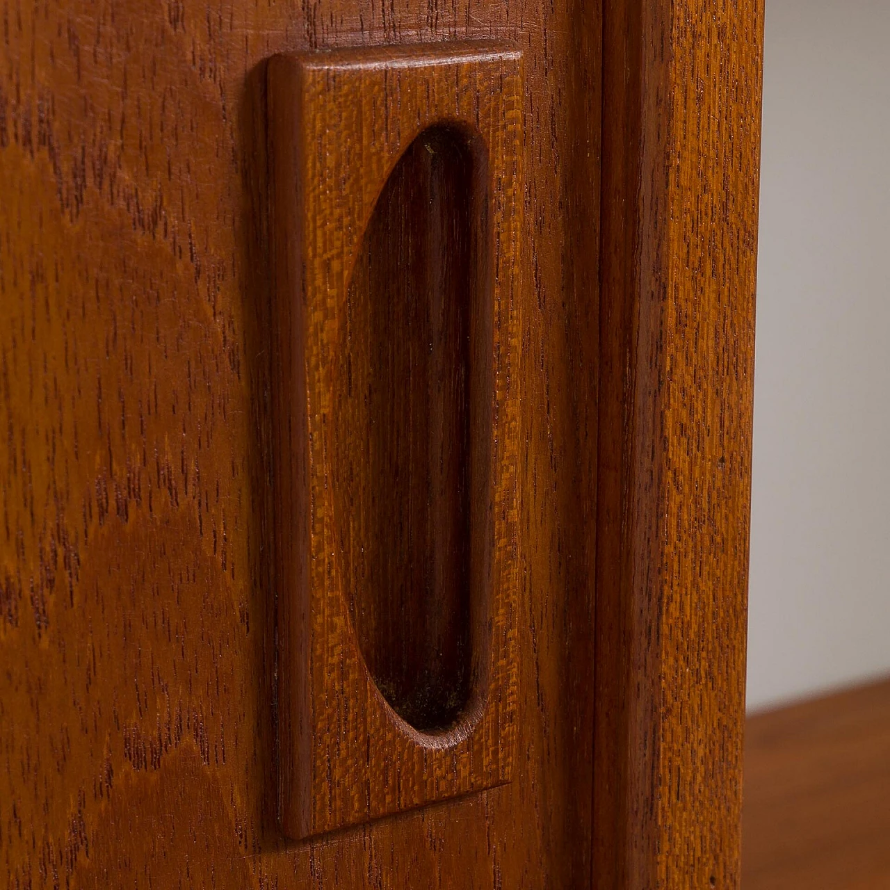 Libreria pensile modulare in teak nello stile di P. Cadovius, anni '60 17