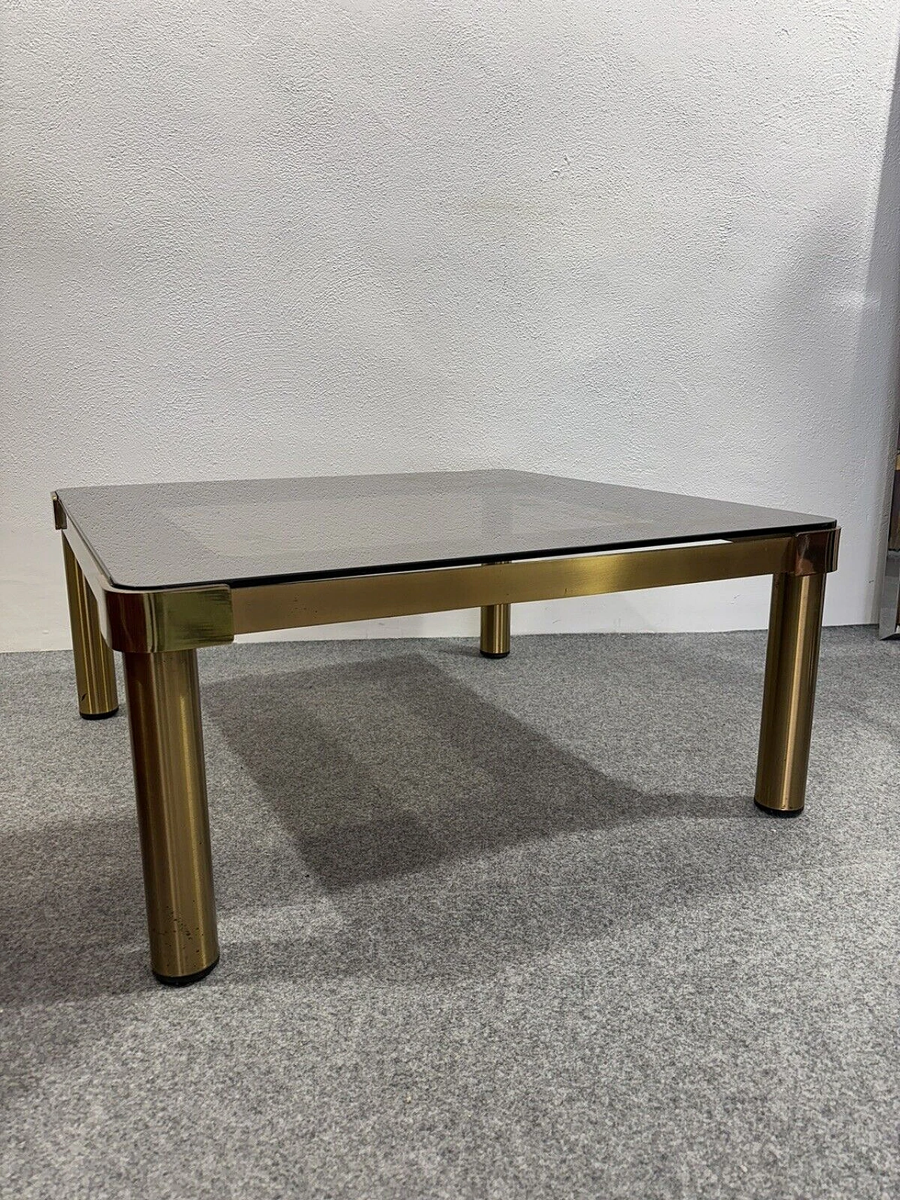 Square metal and ochre crystal coffee table, 1970s 1