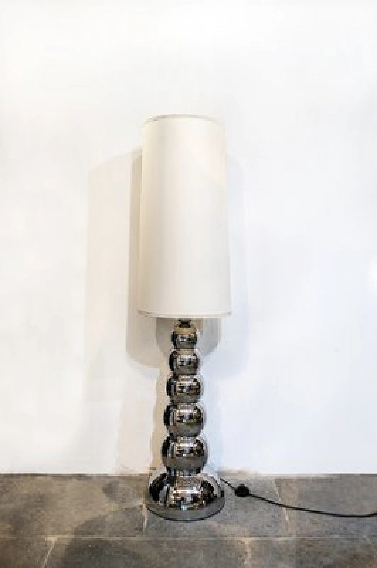 Floor lamp with chromed steel base by Reggiani, 1970s 1