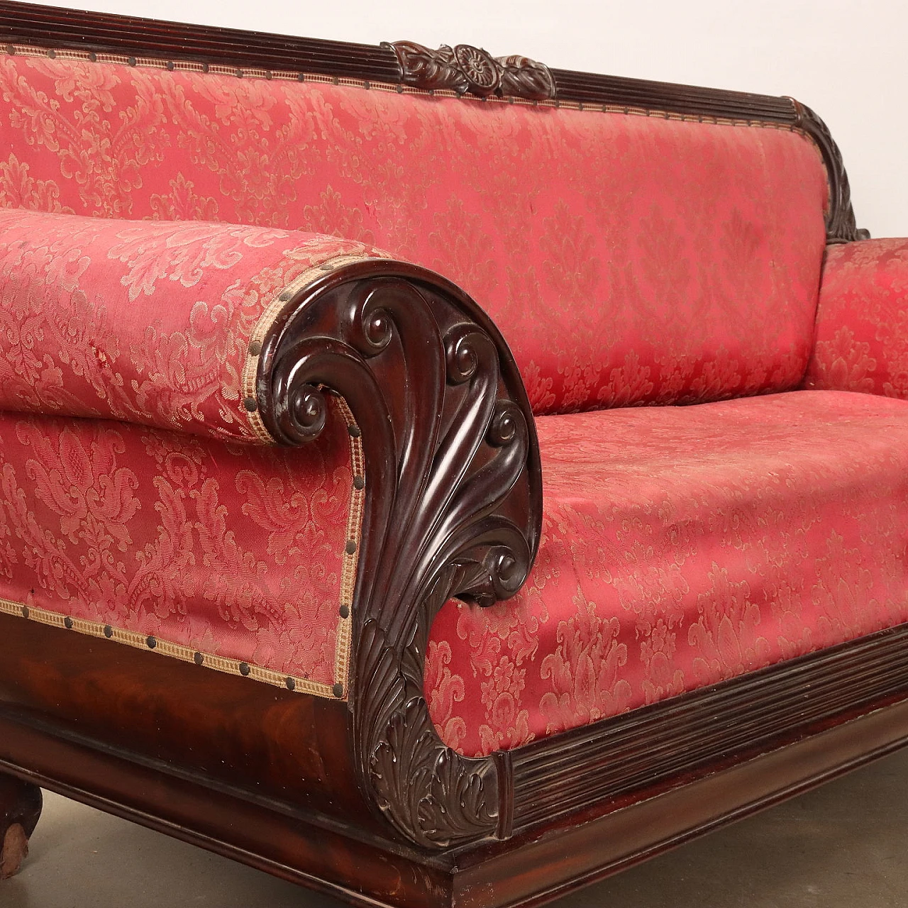 Carved mahogany sofa with pink brocade fabric, 19th century 3