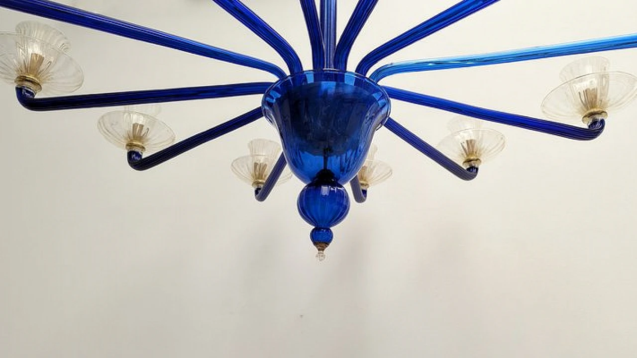 Lampadario a 12 luci in vetro di Murano blu di Venini, 1985 5