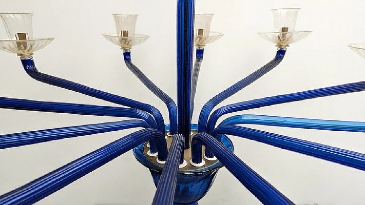 Lampadario a 12 luci in vetro di Murano blu di Venini, 1985 9