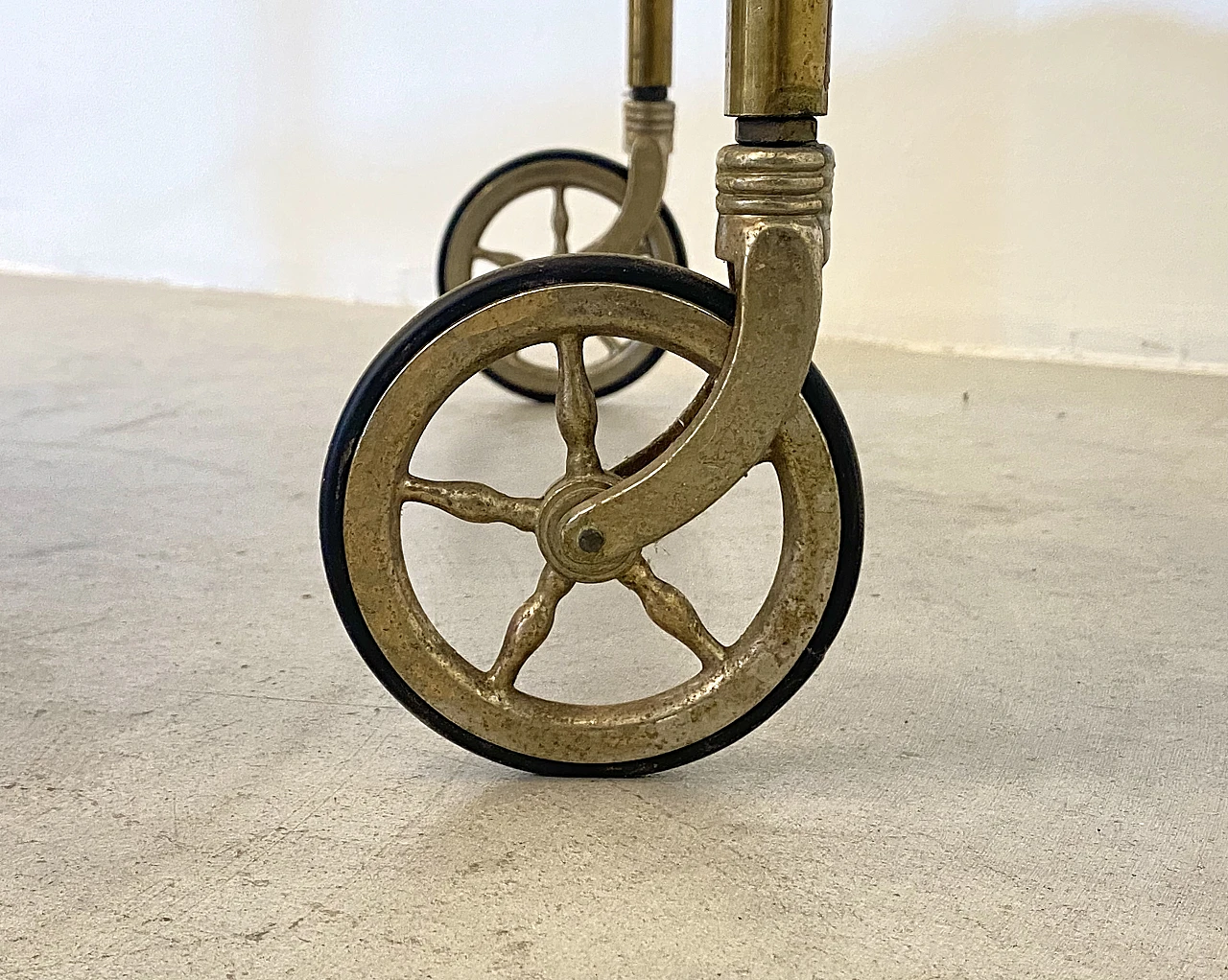 Brass and glass bar cart, 1960s 7
