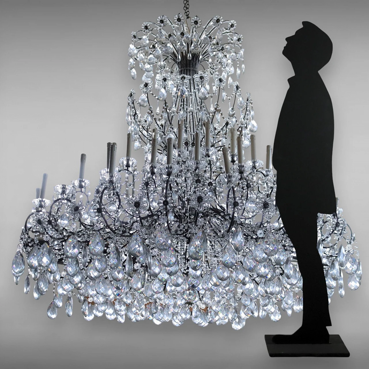 Three-stage chandelier in metal, glass and crystal 2