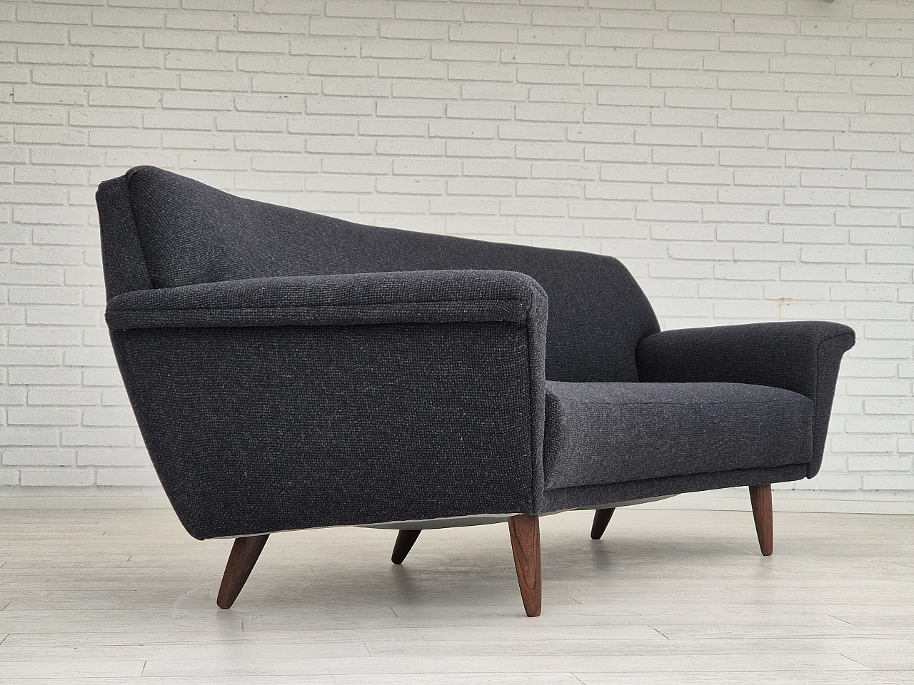 Grey sofa by Georg Thams for Vejen Polstermøbelfabrik, 1960s 15