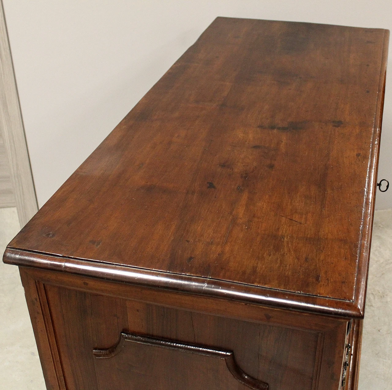 Canterano bolognese in noce massello, '600 8