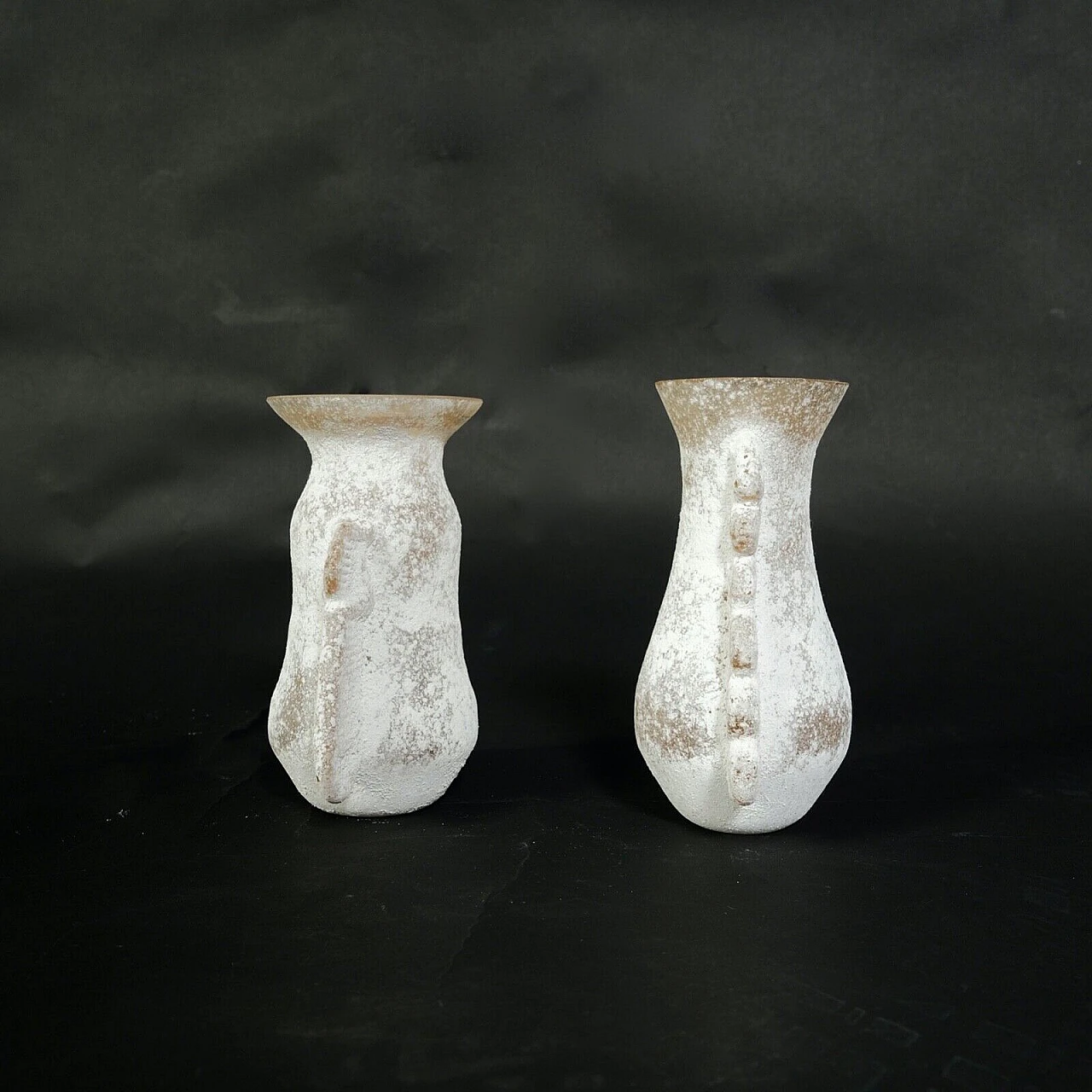 Coppia di vasi in vetro scavo di V. Rigattieri per Seguso, anni '70 8