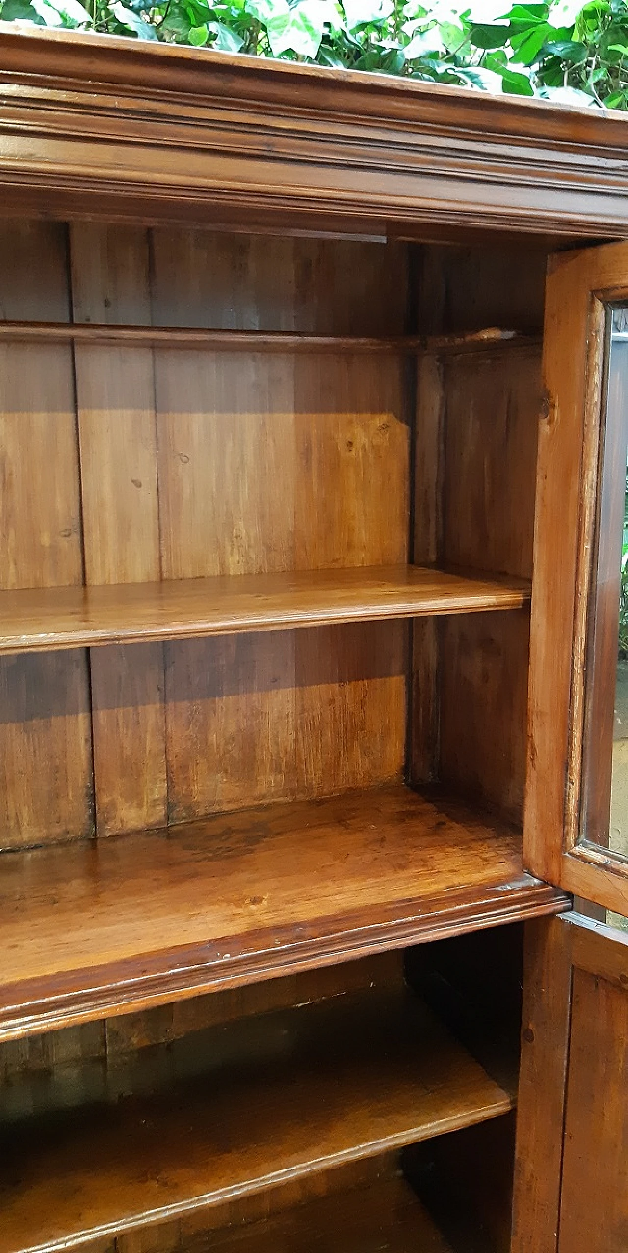 Romanian spruce sideboard with display case, 19th century 5