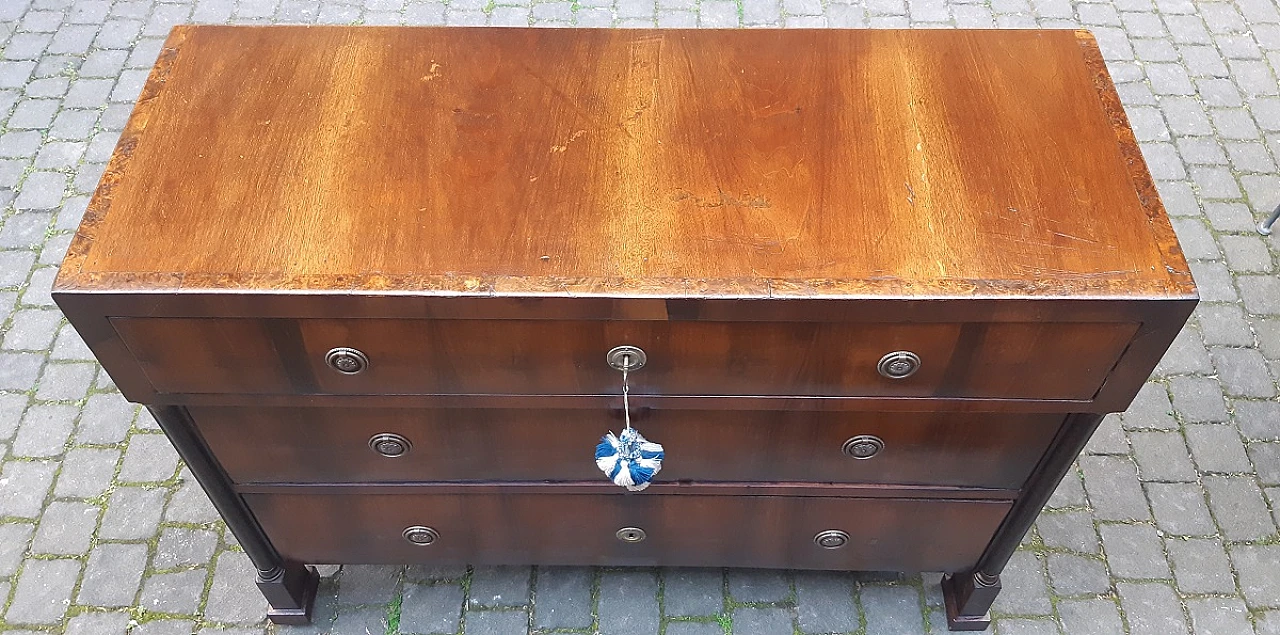 Empire Venetian walnut dresser, first half of the 19th century 3